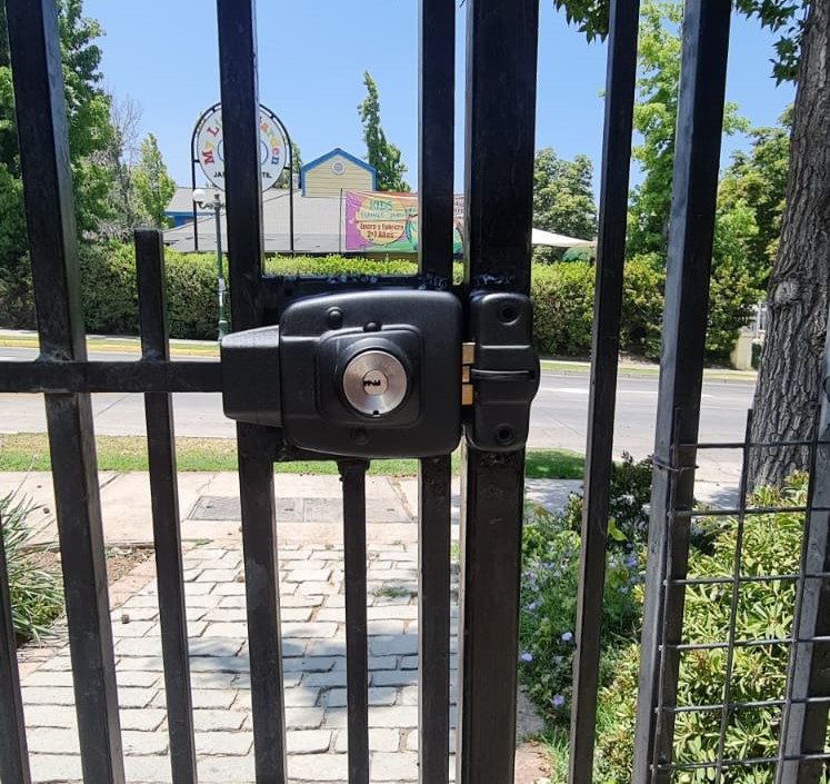 Instalación Chapa Reja